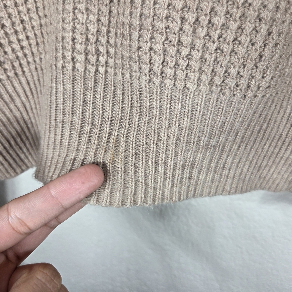BCBG Maxazria Tan Waffle Knit Sweater M Long Sleeve Cropped Wool Cashmere - Picture 3 of 16